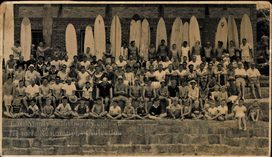 North Curl Curl Surf Club members with&nbsp;Long boards at North Curl Curl SLSC 1956