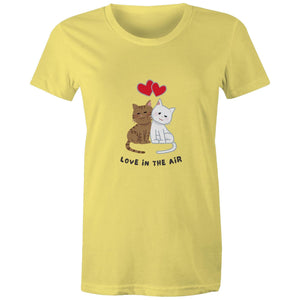 Women's Maple Tee Love is in the Air Print 