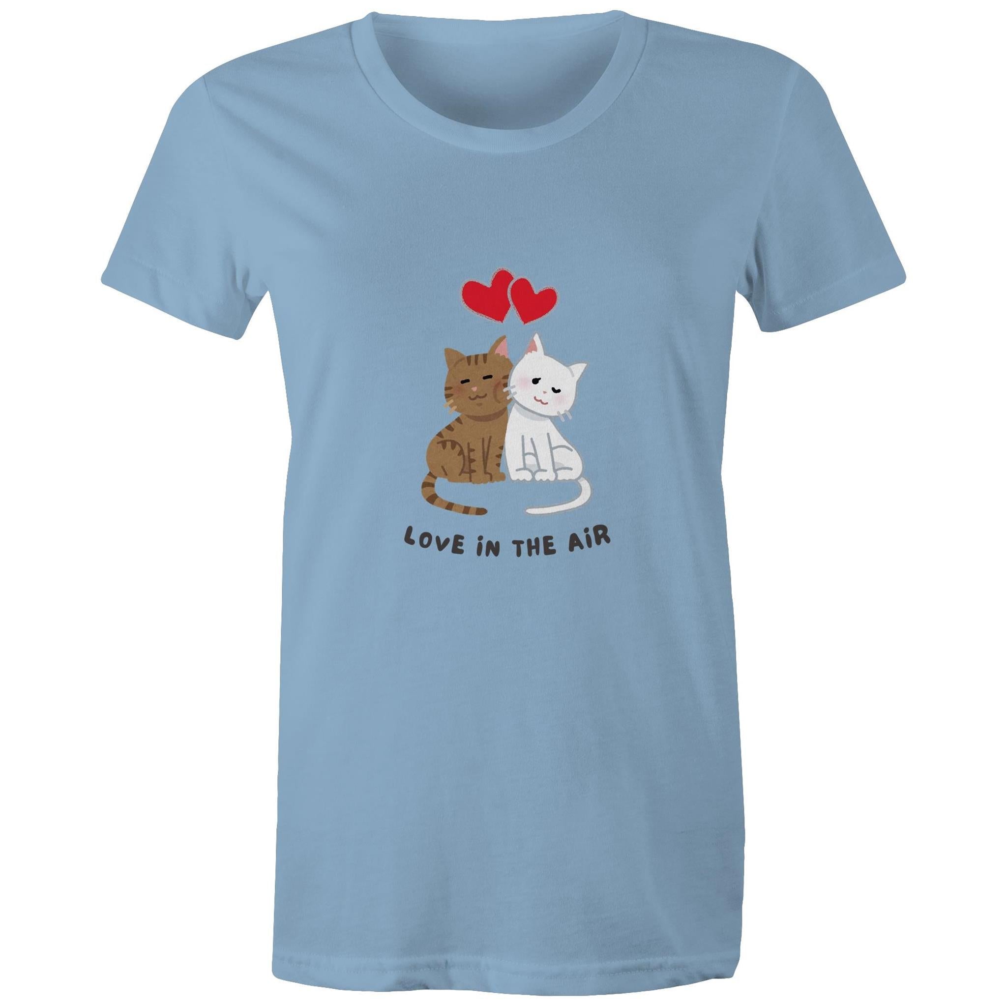 Women's Maple Tee Love is in the Air Print 