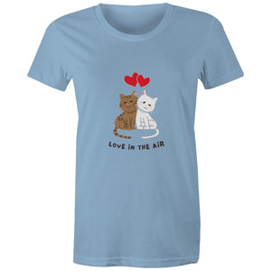 Women's Maple Tee Love is in the Air Print 
