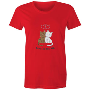 Women's Maple Tee Love is in the Air Print 