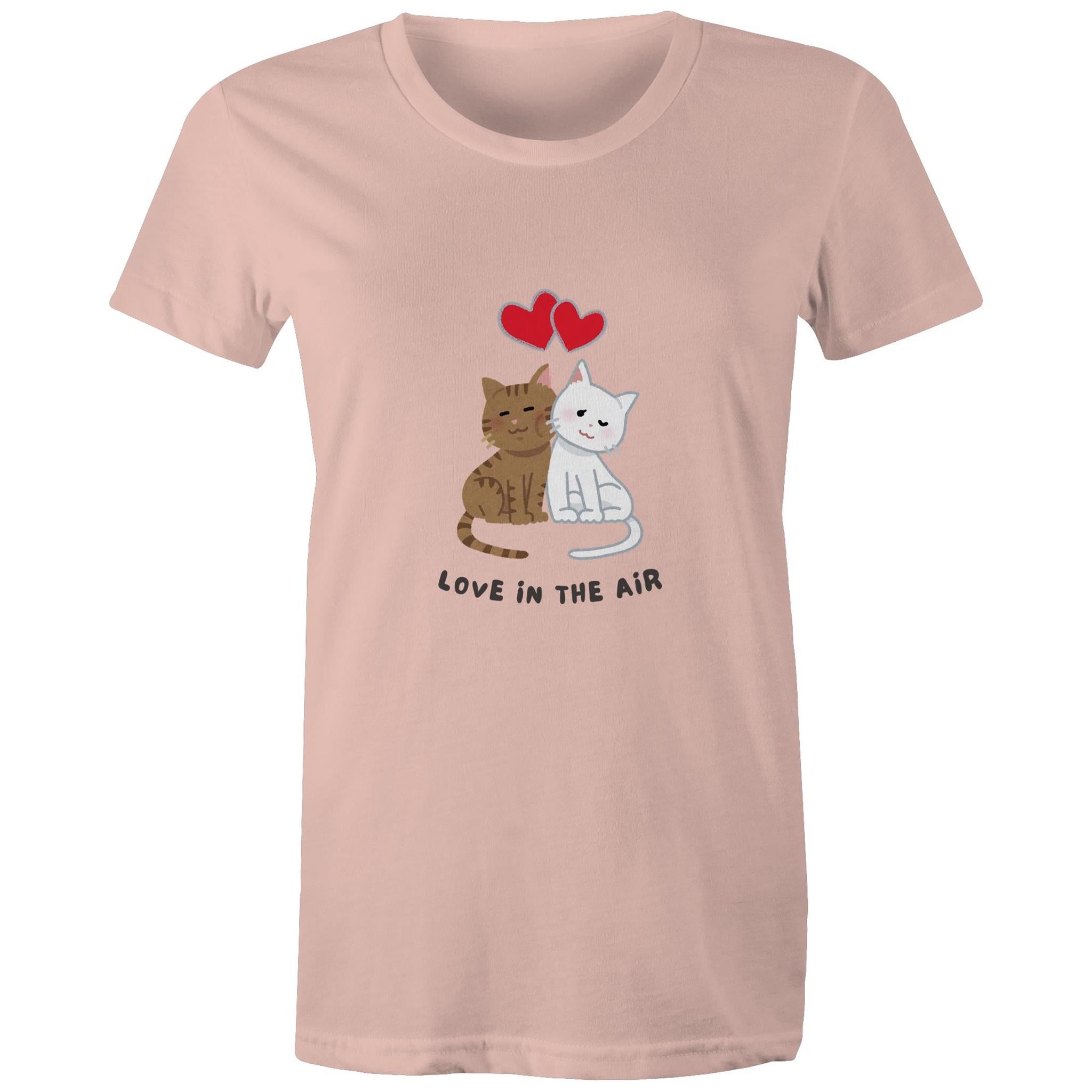 Women's Maple Tee Love is in the Air Print 