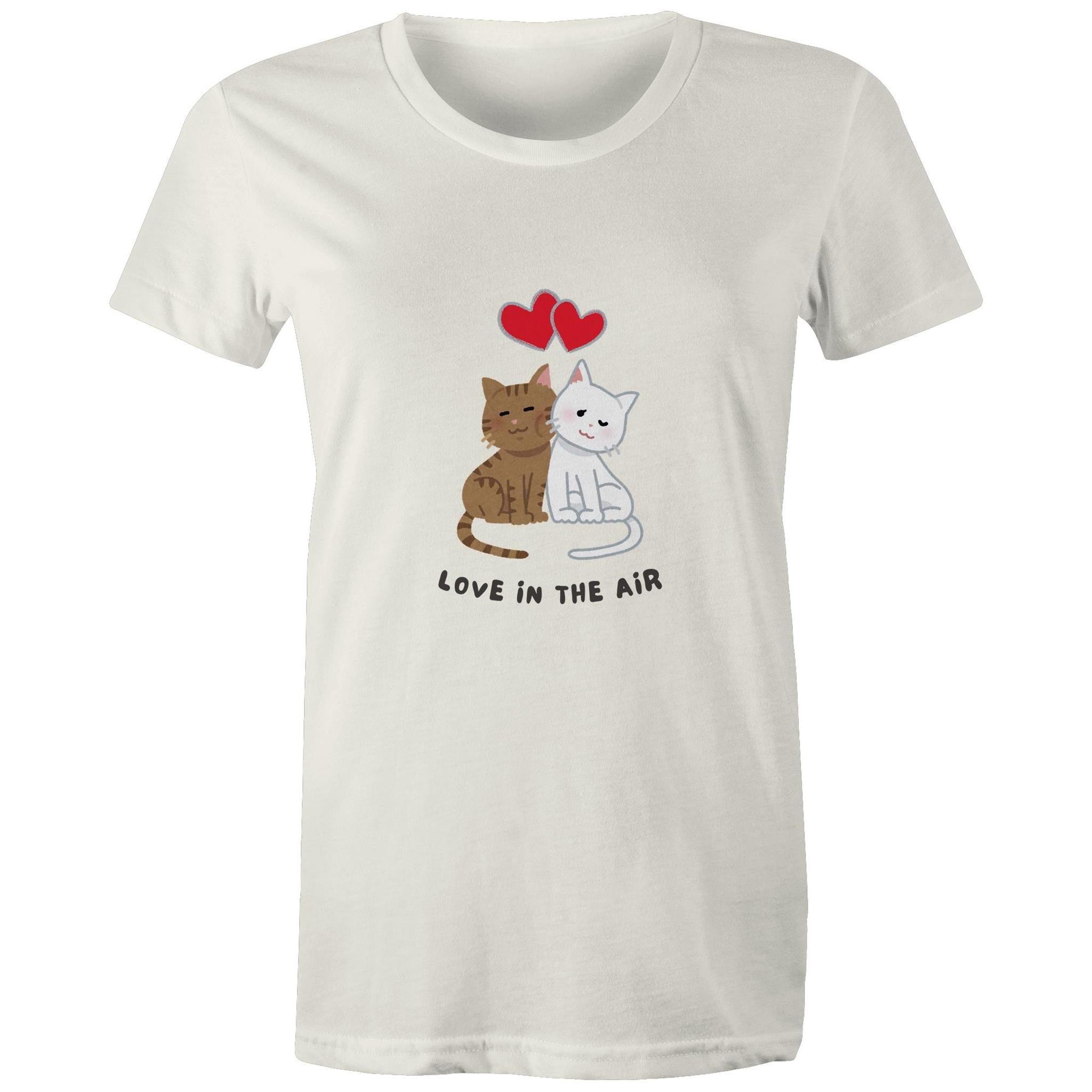 Women's Maple Tee Love is in the Air Print 