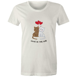 Women's Maple Tee Love is in the Air Print 