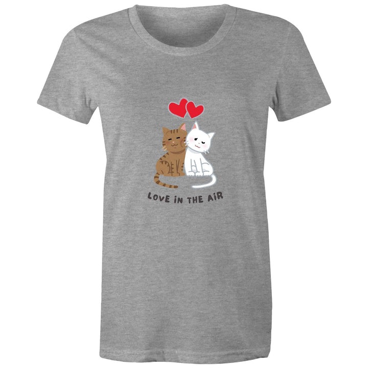 Women's Maple Tee Love is in the Air Print 