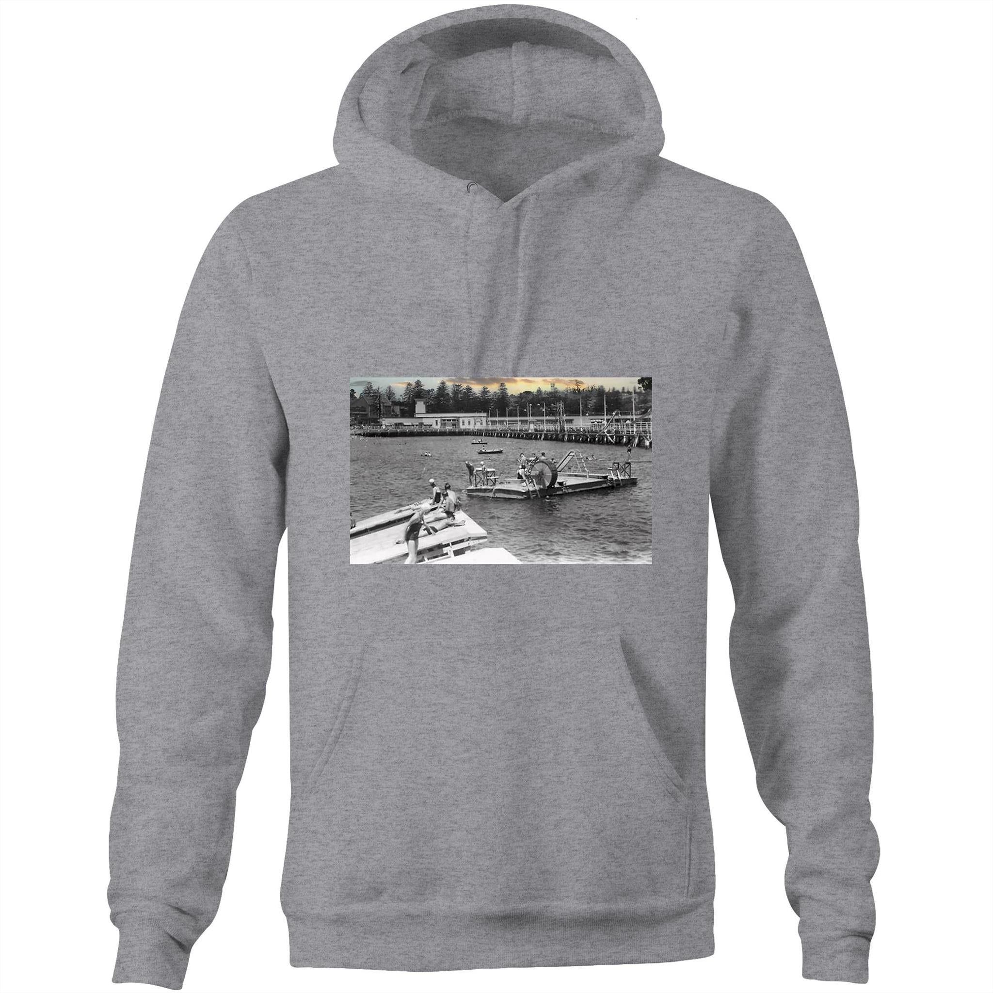 Northern Beaches Vintage Graphic Pocket Hoodie Sweatshirt 